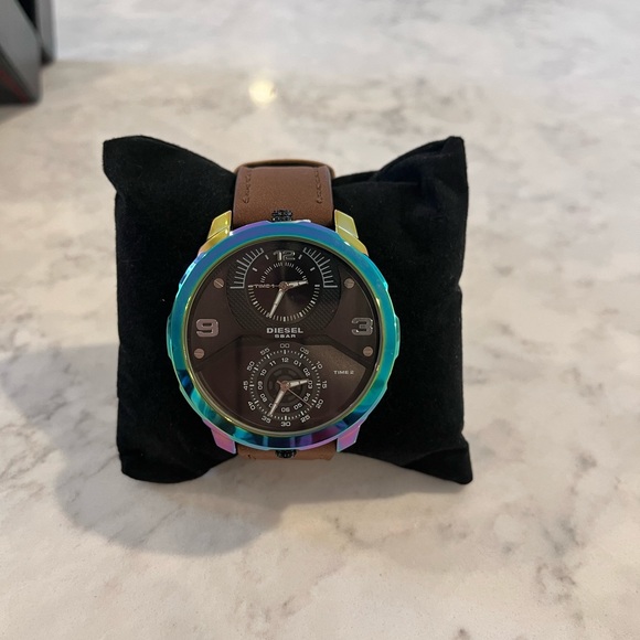 Sold‼️NIB Diesel Watch - Picture 3 of 5